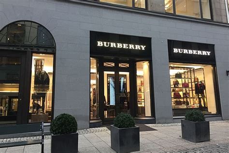 burberry outlet leccio|burberry outlet store spain.